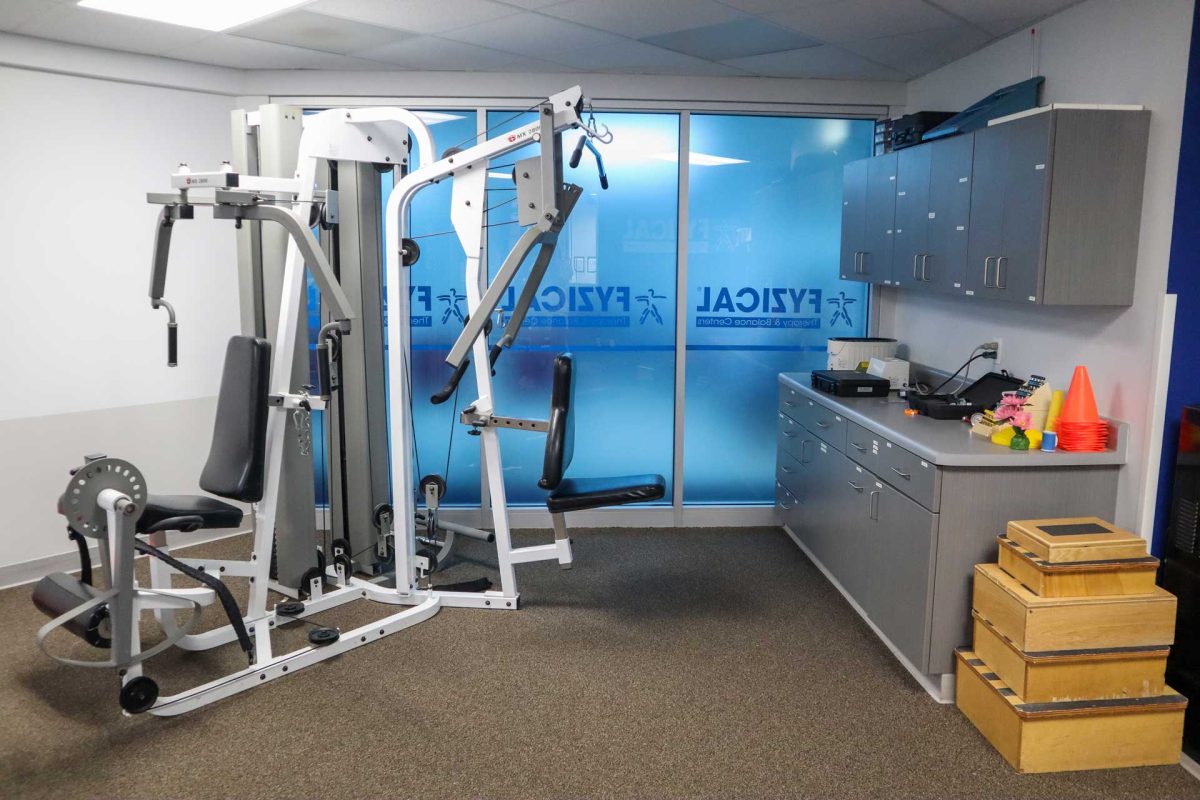 FYZICAL Chicago Six Corners physical therapy area with equipment